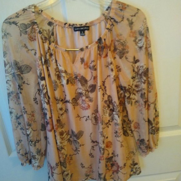 Sara Michelle Blouse, Floral Print - Picture 1 of 5